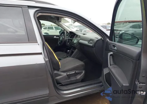 2018 Volkswagen Tiguan 2.0T S z USA, uszkodzony, nr VIN 3VV1B7AX5JM090409